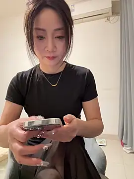 Snapshot of huihui_520 chatting on 06-09-26, 06:14 huihui 520 online show from 06-09-26, 06:14
