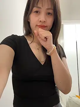 Snapshot of huihui_520 chatting on 05-31-26, 02:56 huihui 520 online show from 05-31-26, 02:56