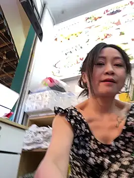 Snapshot of huihui_520 chatting on 05-30-26, 08:31 huihui 520 online show from 05-30-26, 08:31