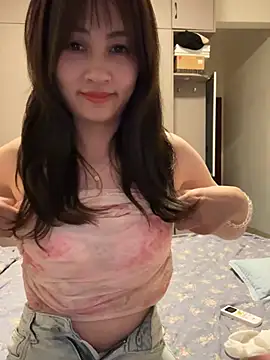 Snapshot of huihui_520 chatting on 07-19-26, 04:15 huihui 520 online show from 07-19-26, 04:15