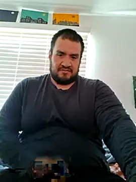 Snapshot of Almircorral2211 chatting on 06-11-26, 09:12 Almircorral2211 online show from 06-11-26, 09:12
