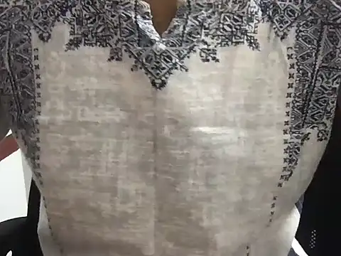 Snapshot of Maanvi_Gill chatting on 06-10-26, 05:19 Maanvi Gill online show from 06-10-26, 05:19