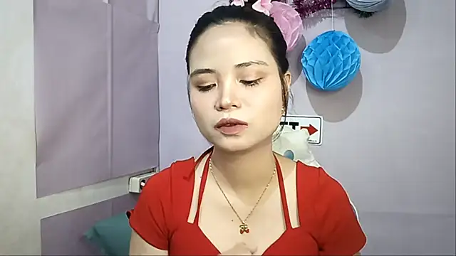FerminaBoutwell online show from 06-18-26, 11:26