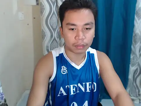 Snapshot of urasiankevin chatting on 06-28-26, 04:35 urasiankevin online show from 06-28-26, 04:35
