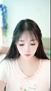 Snapshot of singer-wenwan chatting on 05-17-26, 05:51 singer-wenwan online show from 05-17-26, 05:51