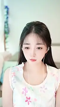 Snapshot of singer-wenwan chatting on 06-15-26, 09:42 singer-wenwan online show from 06-15-26, 09:42