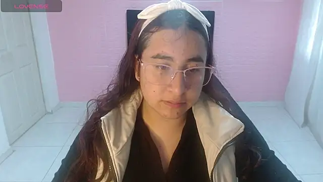 Snapshot of celeste16092020 chatting on 07-11-26, 01:44 celeste16092020 online show from 07-11-26, 01:44