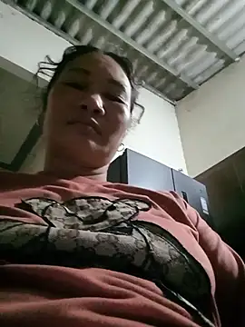 BlueGirlyeah online show from 07-04-26, 01:04