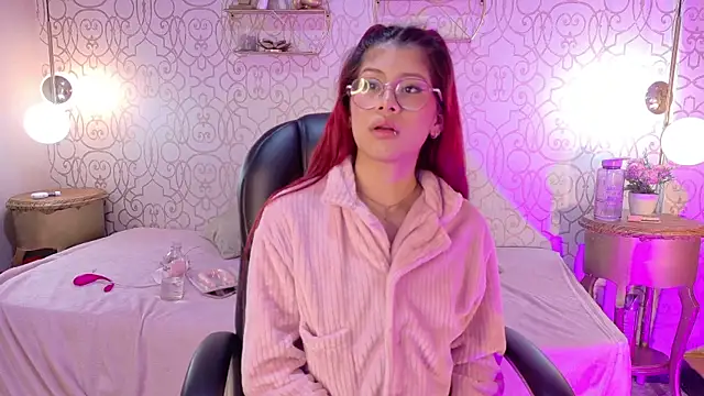 zoeecarter  online show from 05-13-26, 12:01