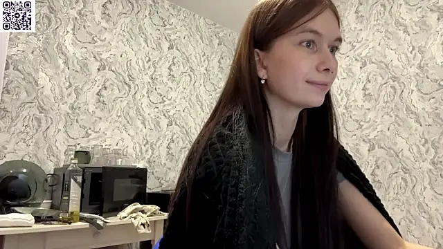 Snapshot of HinaDesire chatting on 05-14-26, 09:23 HinaDesire online show from 05-14-26, 09:23