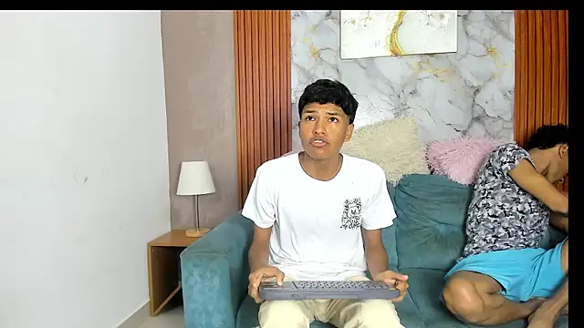 BOUL GUYS online show from 07-19-26, 01:03