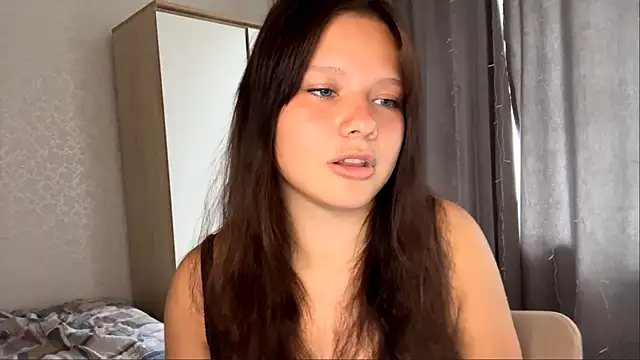 Snapshot of EmilyMercurial chatting on 07-29-26, 08:24 EmilyMercurial online show from 07-29-26, 08:24