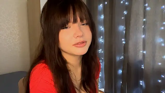 Snapshot of EmilyMercurial chatting on 06-11-26, 08:44 EmilyMercurial online show from 06-11-26, 08:44