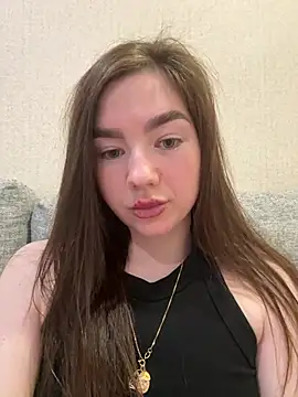 Snapshot of Kira711q chatting on 05-26-26, 02:04 Kira711q online show from 05-26-26, 02:04