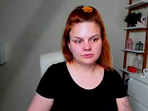 Snapshot of GingerKitten1 chatting on 06-02-26, 05:29 GingerKitten1 online show from 06-02-26, 05:29