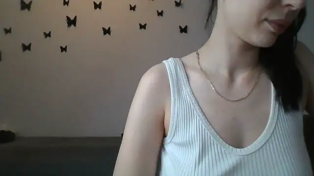 Snapshot of _MiaFlame_ chatting on 06-07-26, 10:04 MiaFlame online show from 06-07-26, 10:04