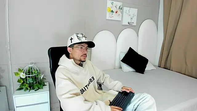 jake miller   online show from 06-04-26, 07:29