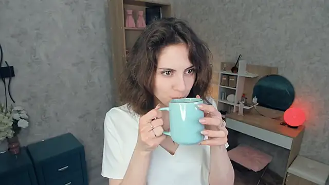 Kimasichka online show from 05-29-26, 06:19