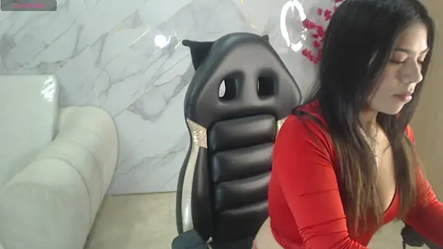 Snapshot of Jade_tf chatting on 06-24-26, 12:59 Jade tf online show from 06-24-26, 12:59