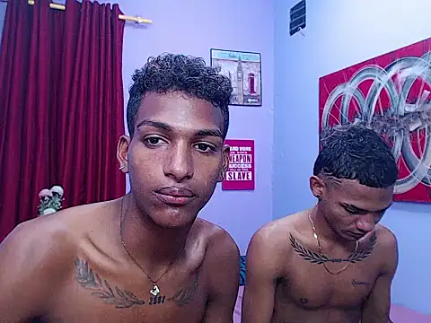 Snapshot of black_twinks chatting on 05-12-26, 04:31 black twinks online show from 05-12-26, 04:31