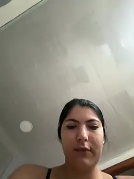 Snapshot of cloebecker-18 chatting on 06-11-26, 12:46 cloebecker-18 online show from 06-11-26, 12:46
