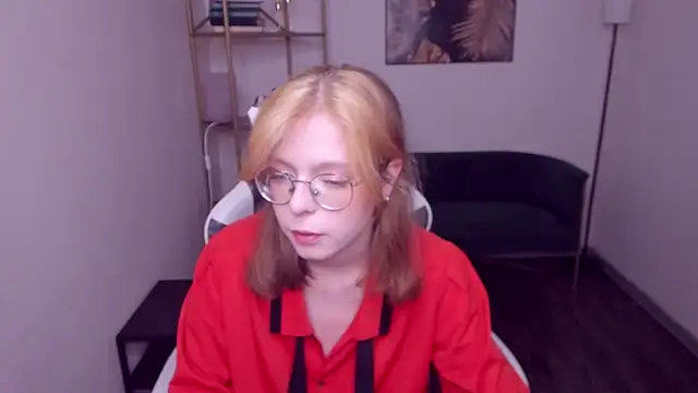 Snapshot of FoxxyyPolly chatting on 05-16-26, 06:34 FoxxyyPolly online show from 05-16-26, 06:34