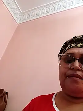Snapshot of Jiji_arabica chatting on 05-11-26, 10:07 Jiji arabica online show from 05-11-26, 10:07