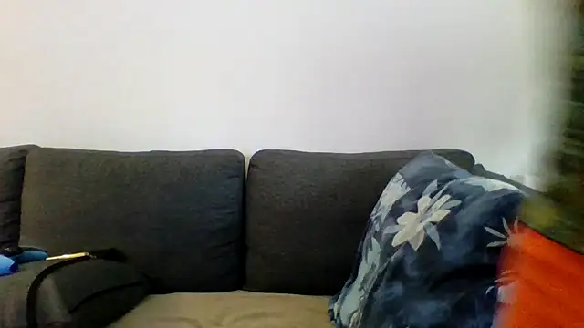 Snapshot of Andromede93 chatting on 05-19-26, 07:26 Andromede93 online show from 05-19-26, 07:26