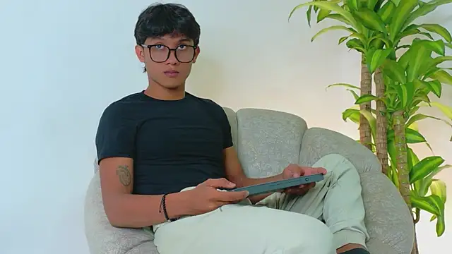 Snapshot of Iam_erick chatting on 05-15-26, 02:09 Iam erick online show from 05-15-26, 02:09