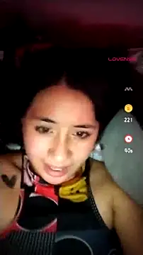 Snapshot of Annie_loveer chatting on 07-01-26, 05:08 Annie loveer online show from 07-01-26, 05:08
