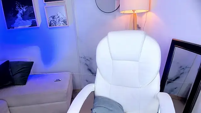 gamora evans online show from 05-25-26, 01:43