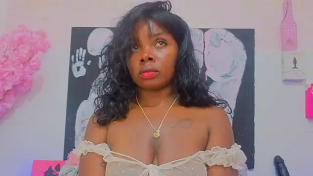 Snapshot of kilyetvera chatting on 05-29-26, 06:19 kilyetvera online show from 05-29-26, 06:19