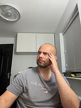 NakedAndrewHot online show from 06-18-26, 11:10