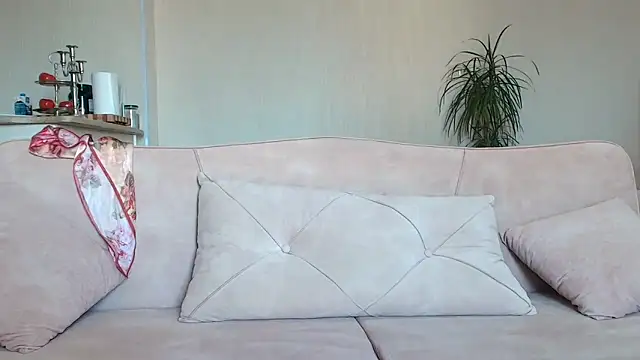 Snapshot of Gargona1 chatting on 06-07-26, 04:39 Gargona1 online show from 06-07-26, 04:39