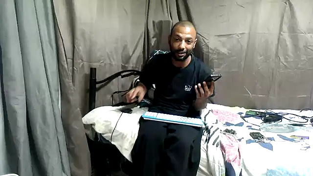 Camodick online show from 04-07-26, 12:34