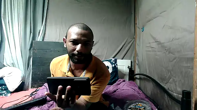 Snapshot of Camodick chatting on 06-16-26, 06:52 Camodick online show from 06-16-26, 06:52