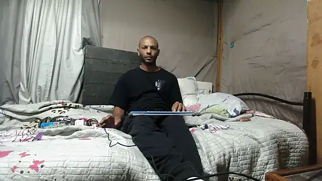 Camodick online show from 05-15-26, 03:43