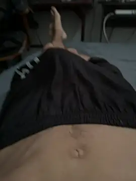 Snapshot of Davidphantom99 chatting on 05-21-26, 02:25 Davidphantom99 online show from 05-21-26, 02:25