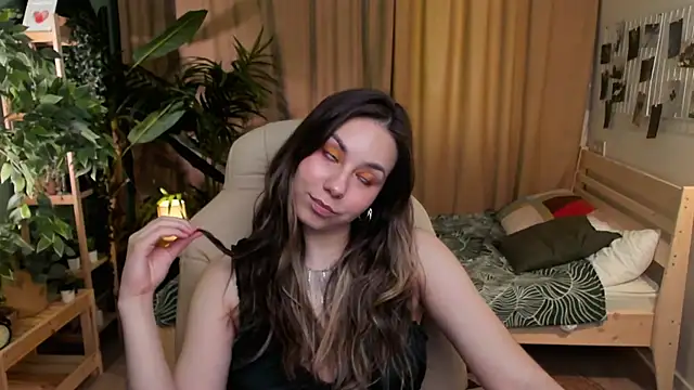 Snapshot of Gia_Skova chatting on 06-04-26, 07:35 Gia Skova online show from 06-04-26, 07:35