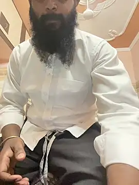 Snapshot of Muslimali chatting on 06-30-26, 04:18 Muslimali online show from 06-30-26, 04:18