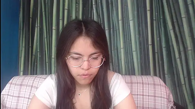 Snapshot of Anda_here chatting on 05-23-26, 02:10 Anda here online show from 05-23-26, 02:10