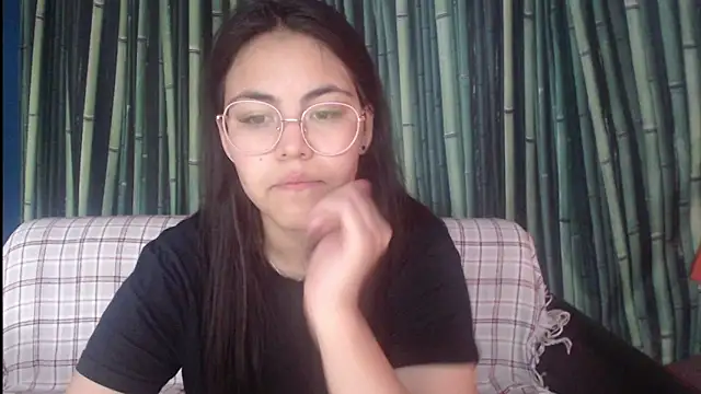 Snapshot of Anda_here chatting on 05-21-26, 01:47 Anda here online show from 05-21-26, 01:47