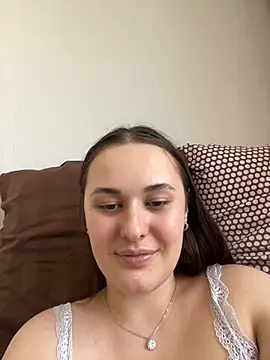 Queen Monica  online show from 05-25-26, 06:56