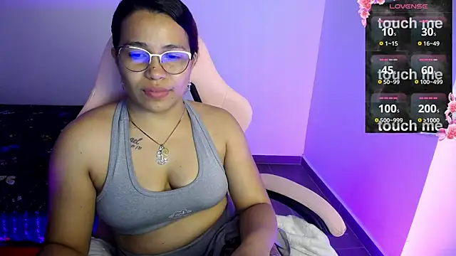Snapshot of sexydiabliita chatting on 06-21-26, 03:01 sexydiabliita online show from 06-21-26, 03:01