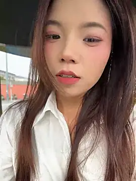 Snapshot of susu_kara chatting on 08-08-26, 01:23 susu kara online show from 08-08-26, 01:23