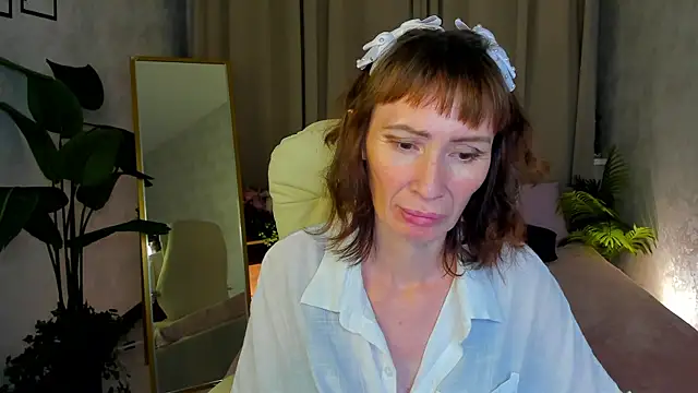 Snapshot of gracekellyyy chatting on 07-06-26, 03:03 gracekellyyy online show from 07-06-26, 03:03