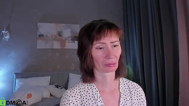 gracekellyyy online show from 05-14-26, 04:09