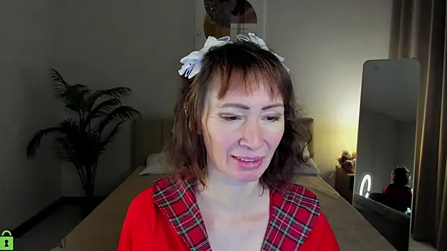 Snapshot of gracekellyyy chatting on 06-27-26, 03:56 gracekellyyy online show from 06-27-26, 03:56