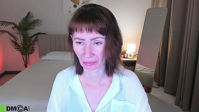 gracekellyyy online show from 05-15-26, 04:21