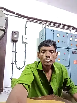 Hot-Parinda200 online show from 05-13-26, 06:42